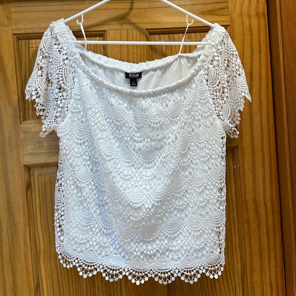 Ana Lace Off-the-Shoulder Top